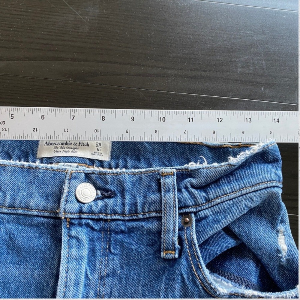Abercrombie & Fitch Jeans Womens 6 Blue 90s Straight Ultra High Rise Distressed - Picture 5 of 9